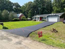 Best Asphalt Driveway Installation  in Yale, MI